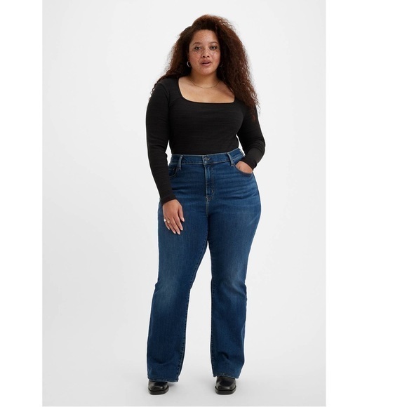 NWT Levi’s 590 Bootcut Dark Wash Relaxed Fit Boot Cut Women’s Plus Size 22W 22 - Picture 1 of 12